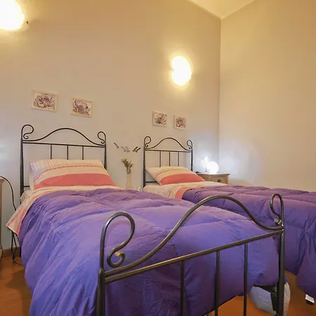 Duca'S Guest House-3
